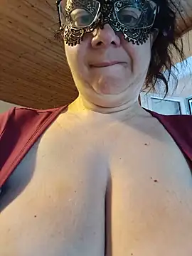 CasalingaEccitata online show from July 2026 04:36:01 AM