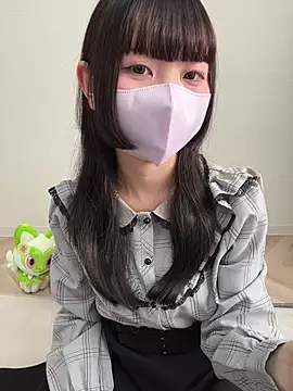 --Reina-- online show from May 2026 08:30:02 AM