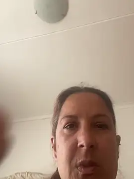 PrettySavannah online show from April 2026 09:44:01 AM