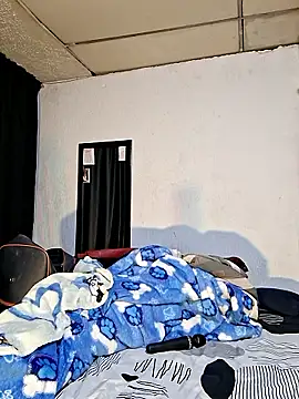 Backdoor Newbie online show from May 2026 01:44:01 AM
