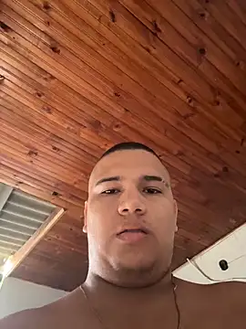 Snapshot of Patricio_02 chatting on June 2026 01:46:01 PM Patricio 02 online show from June 2026 01:46:01 PM