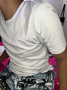 Evelyncita online show from June 2026 04:27:01 AM
