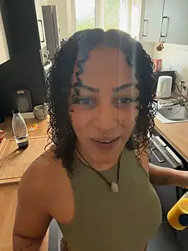 SweetPetiteNoir online show from June 2026 05:16:02 AM
