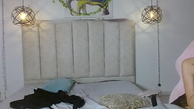 mrandmrsvixencs online show from May 2026 04:26:01 PM