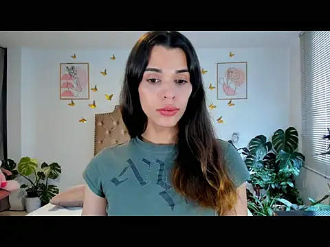 bella grego online show from April 2026 08:22:02 PM