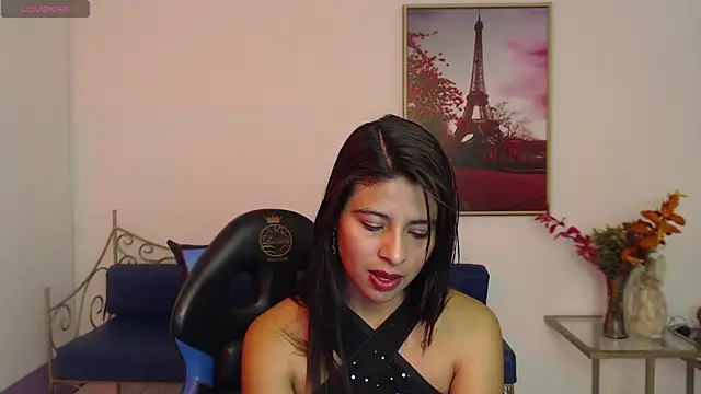Snapshot of Lady_isabella_ chatting on May 2026 01:18:02 PM Lady isabella online show from May 2026 01:18:02 PM