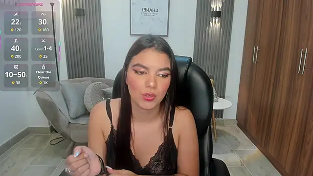 angelica-moon online show from June 2026 08:00:01 PM