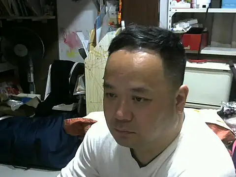 xinxinde123 online show from April 2026 11:04:02 AM