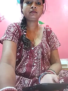 Simupaul001 online show from April 2026 11:10:01 PM