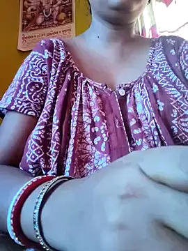 Simupaul001 online show from May 2026 09:14:01 AM