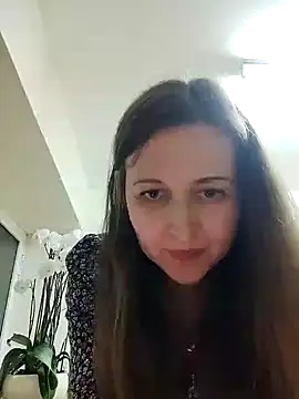 irresistibelle online show from April 2026 01:42:02 AM