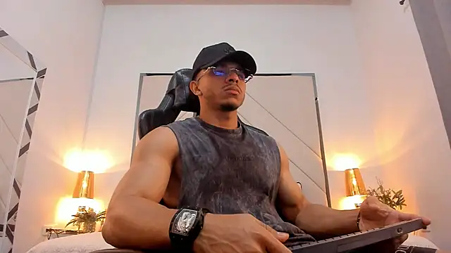 Jayden VanceJS online show from June 2026 05:28:01 AM