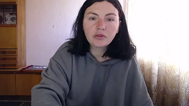 AlinaxJames online show from May 2026 08:32:02 AM