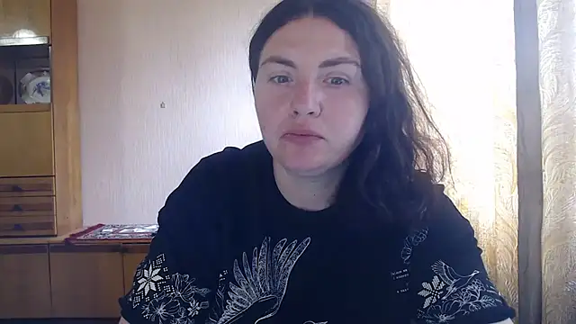 AlinaxJames online show from July 2026 12:01:02 PM