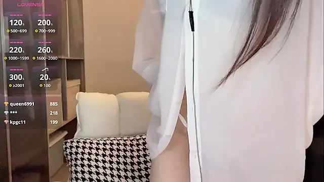 Xixi-mm online show from June 2026 04:53:01 PM