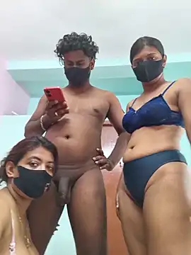 Loving Naughtycouple online show from June 2026 06:31:01 AM