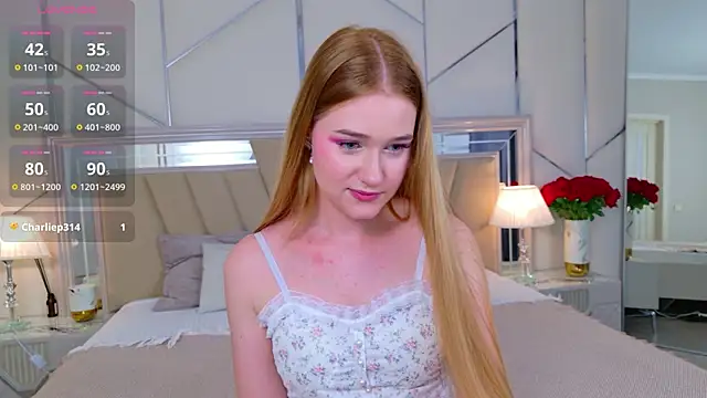 EmmiliRosse online show from June 2026 05:07:01 PM