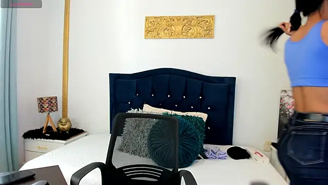 AmberKayleigh online show from May 2026 02:03:02 PM