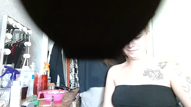 yourfavgirlduh online show from July 2026 09:54:02 PM