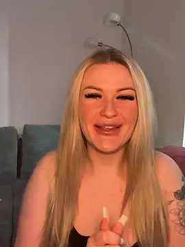SexyCouple1910 online show from April 2026 05:30:01 PM
