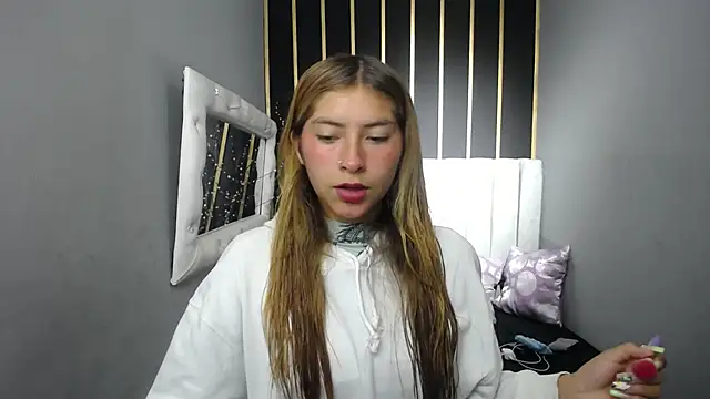 nancy blonde online show from June 2026 01:39:01 PM