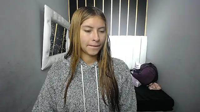 nancy blonde online show from June 2026 01:02:01 PM