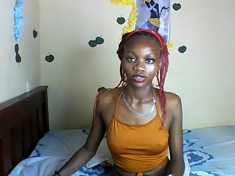 LunaNior online show from June 2026 06:52:02 AM