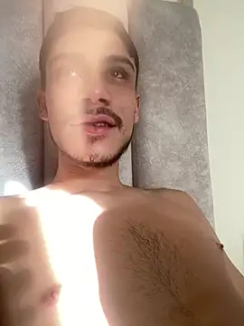 Snapshot of Axel_DavisS chatting on June 2026 10:03:01 PM Axel DavisS online show from June 2026 10:03:01 PM