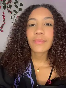 Daphnne Curly online show from June 2026 04:59:02 AM