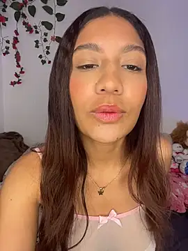 Daphnne Curly online show from June 2026 02:05:01 AM