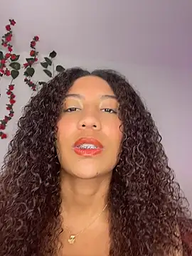 Daphnne Curly online show from July 2026 03:34:02 AM