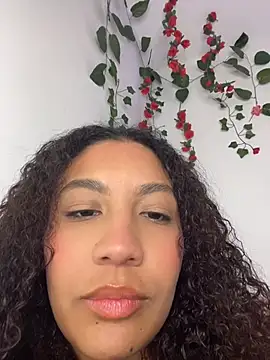 Daphnne Curly online show from July 2026 03:46:02 AM