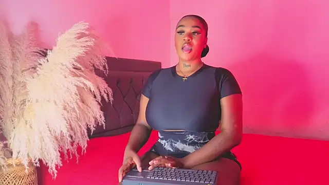 Thalyanna ebonny online show from May 2026 05:23:02 AM