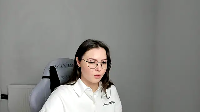 Regina cute  online show from April 2026 07:36:01 AM