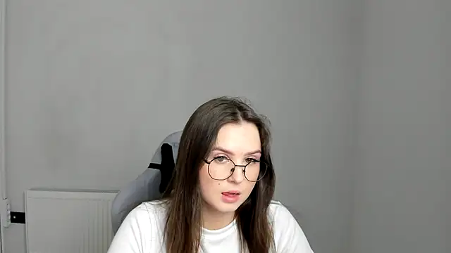 Regina cute  online show from May 2026 11:26:02 AM
