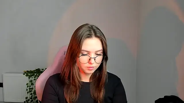 Regina cute  online show from July 2026 06:42:01 AM