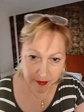 I amVeronicle online show from June 2026 12:53:01 PM