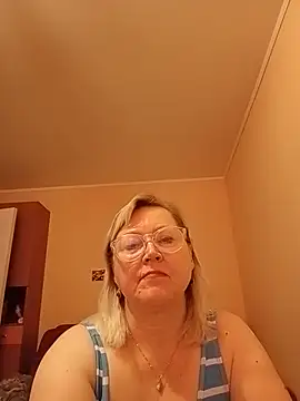 I amVeronicle online show from June 2026 10:30:01 AM