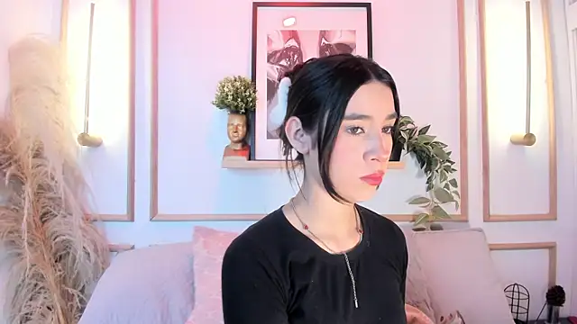 Nanami  online show from May 2026 01:05:01 PM