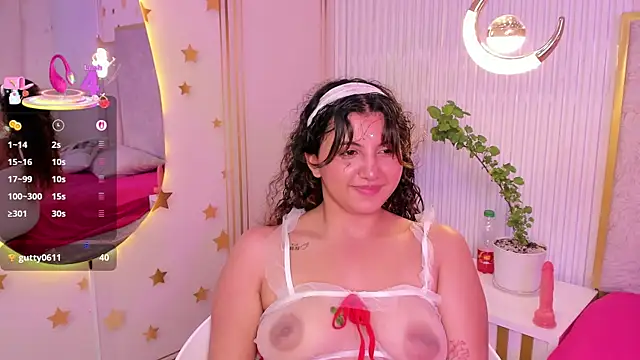 alexa cutte  online show from April 2026 05:30:01 PM