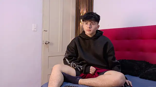 LunayDream online show from May 2026 11:18:01 AM