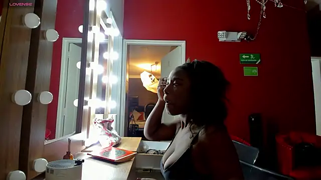 MiaJacksson online show from July 2026 07:53:01 PM