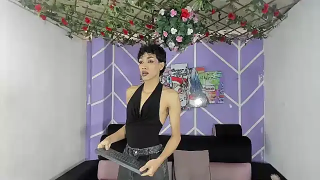 DAHNE HOT  online show from June 2026 01:13:02 PM