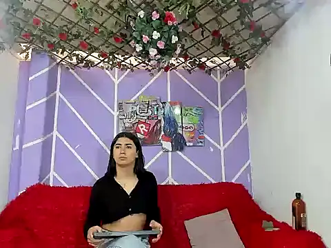 DAHNE HOT  online show from July 2026 07:16:01 PM