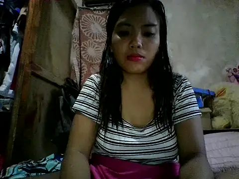 juicyredt online show from April 2026 09:40:01 AM