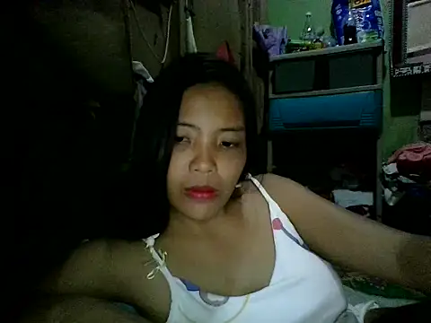juicyredt online show from May 2026 12:32:02 PM