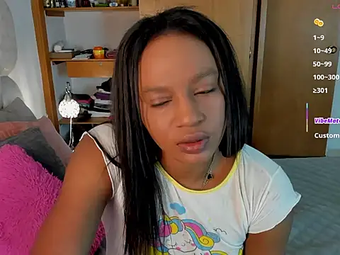 nia brown online show from May 2026 04:32:02 AM