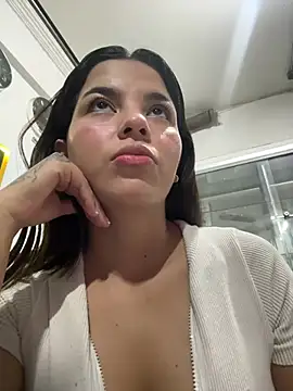 Mia Tylor01 online show from June 2026 02:33:01 AM