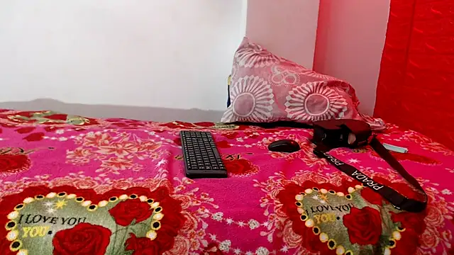 maidycute18 online show from May 2026 07:42:02 PM