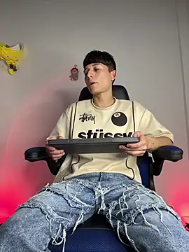 bryan hot 23 online show from April 2026 10:45:01 PM